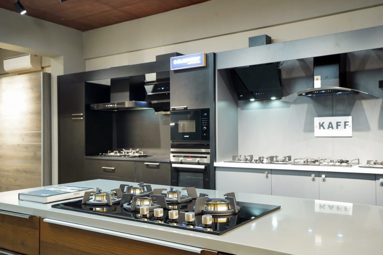 Create Concepts showroom display